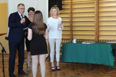 Zdjęcie z galerii Uroczyste zakończenie roku szkolnego 2021/2022