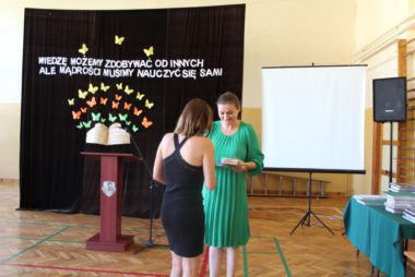 Zdjęcie z galerii Uroczyste zakończenie roku szkolnego 2021/2022