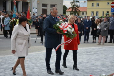 Zdjęcia z galerii Powiatowe obchody 83. rocznicy wydarzeń wrześniowych w Szczucinie 18.09.2022