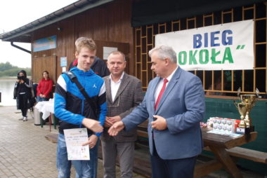 Zdjęcia z galerii XXIX edycja Powiatowego Biegu Sokoła 29.09.2022