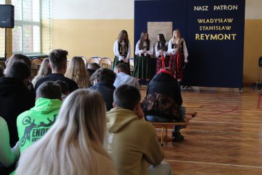 Zdjęcie z galerii Dzień Patrona Szkoły 5-12-2022