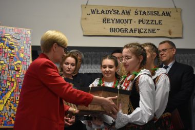 Zdjęcie z galerii Spektakl pt. „Władysław Stanisław Reymont-puzzle biograficzne” 20.04.2023
