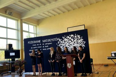Zdjęcie z galerii Zakończenie roku szkolnego uczniów klasy czwartej Technikum 28.04.2023