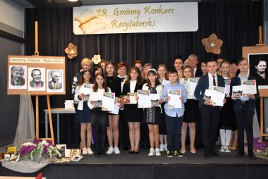 Zdjęcie z galerii Gminny Konkurs Recytatorski im. Marii Kozaczkowej 17.04.2024