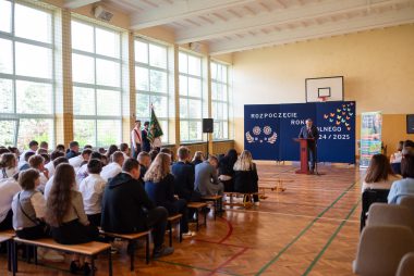 Zdjęcie z galerii Uroczyste rozpoczęcie roku szkolnego 2024/2025