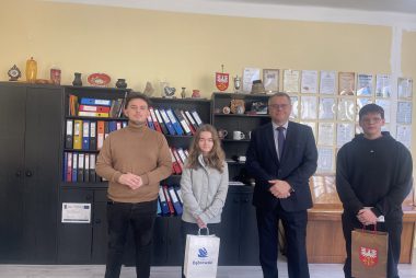 Zdjęcie z galerii Rozstrzygnięcie Konkursu na Kartkę Świąteczną 18.12.2024