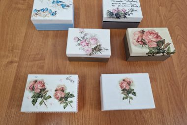 Zdjęcie z galerii Warsztaty rękodzieła decoupage 05.02.2025