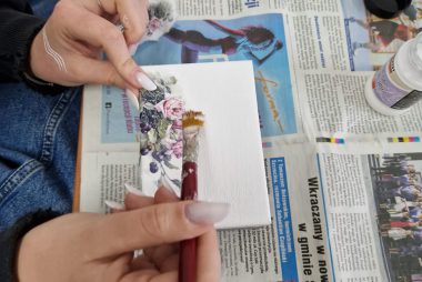 Zdjęcie z galerii Warsztaty rękodzieła decoupage 05.02.2025