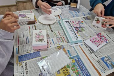Zdjęcie z galerii Warsztaty rękodzieła decoupage 05.02.2025