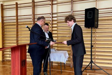 Zdjęcie z galerii Uroczystość Pożegnania Absolwentów 2025