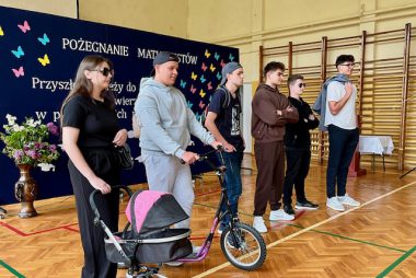 Zdjęcie z galerii Uroczystość Pożegnania Absolwentów 2025