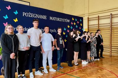 Zdjęcie z galerii Uroczystość Pożegnania Absolwentów 2025