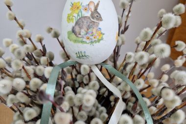 Zdjęcie z galerii Wielkanocne warsztaty rękodzieła decoupage w ZS w Brniu 16.04.2025