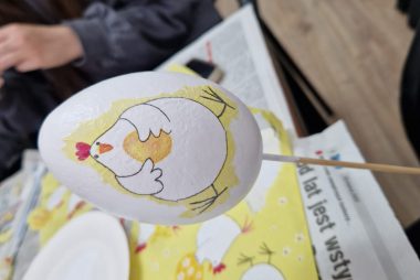 Zdjęcie z galerii Wielkanocne warsztaty rękodzieła decoupage w ZS w Brniu 16.04.2025