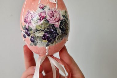 Zdjęcie z galerii Wielkanocne warsztaty rękodzieła decoupage w ZS w Brniu 16.04.2025