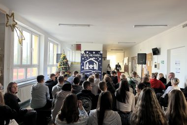 Zdjęcie z galerii Szkolny Opłatek 19.12.2025