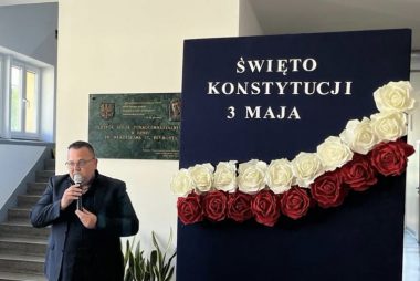 Zdjęcie z galerii Uroczysty apel z okazji Święta Konstytucji 3 Maja 30.04.2026