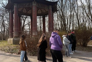 Zdjęcie z galerii Wycieczka  do Warszawy uczniów  technikum architektury krajobrazu 30.03.2026