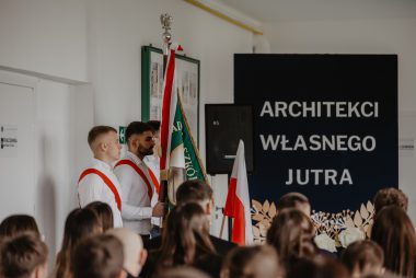 Zdjęcie z galerii Uroczyste pożegnanie klasy V technikum architektury krajobrazu 24.04.2026