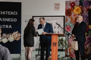 Zdjęcie z galerii Uroczyste pożegnanie klasy V technikum architektury krajobrazu 24.04.2026