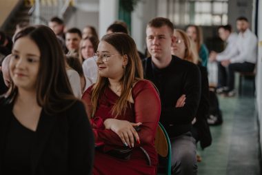 Zdjęcie z galerii Uroczyste pożegnanie klasy V technikum architektury krajobrazu 24.04.2026