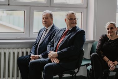 Zdjęcie z galerii Uroczyste pożegnanie klasy V technikum architektury krajobrazu 24.04.2026