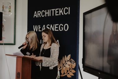 Zdjęcie z galerii Uroczyste pożegnanie klasy V technikum architektury krajobrazu 24.04.2026
