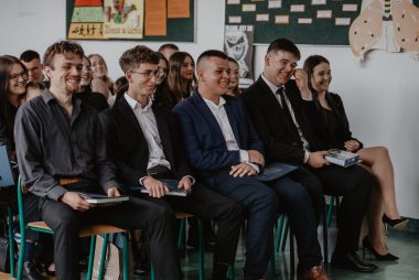 Zdjęcie z galerii Uroczyste pożegnanie klasy V technikum architektury krajobrazu 24.04.2026