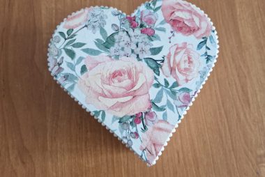 Zdjęcie z galerii Okolicznościowe dekoracje decoupage 26.05.2026