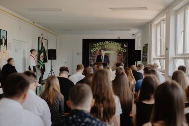 Zdjęcie z galerii Zakończenie roku szkolnego 2025/2026 w Zespole Szkół w Brniu 26.06.2026