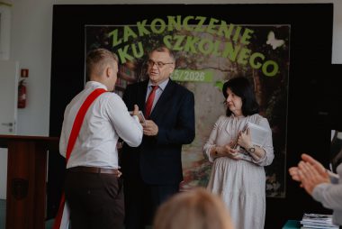 Zdjęcie z galerii Zakończenie roku szkolnego 2025/2026 w Zespole Szkół w Brniu 26.06.2026
