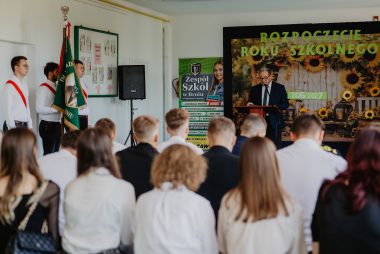 Zdjęcie z galerii Rozpoczęcie roku szkolnego 2026/2027