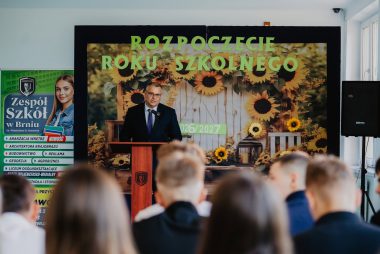 Zdjęcie z galerii Rozpoczęcie roku szkolnego 2026/2027